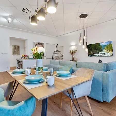 Luxe Living At Old Town Center Bratislava