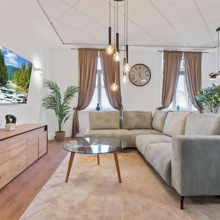 Luxe Living At Old Town Center Apartamento Bratislava