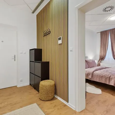 Apartamento Luxe Living At Old Town Center *