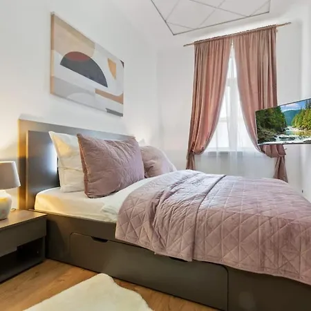 Luxe Living At Old Town Center Apartamento *